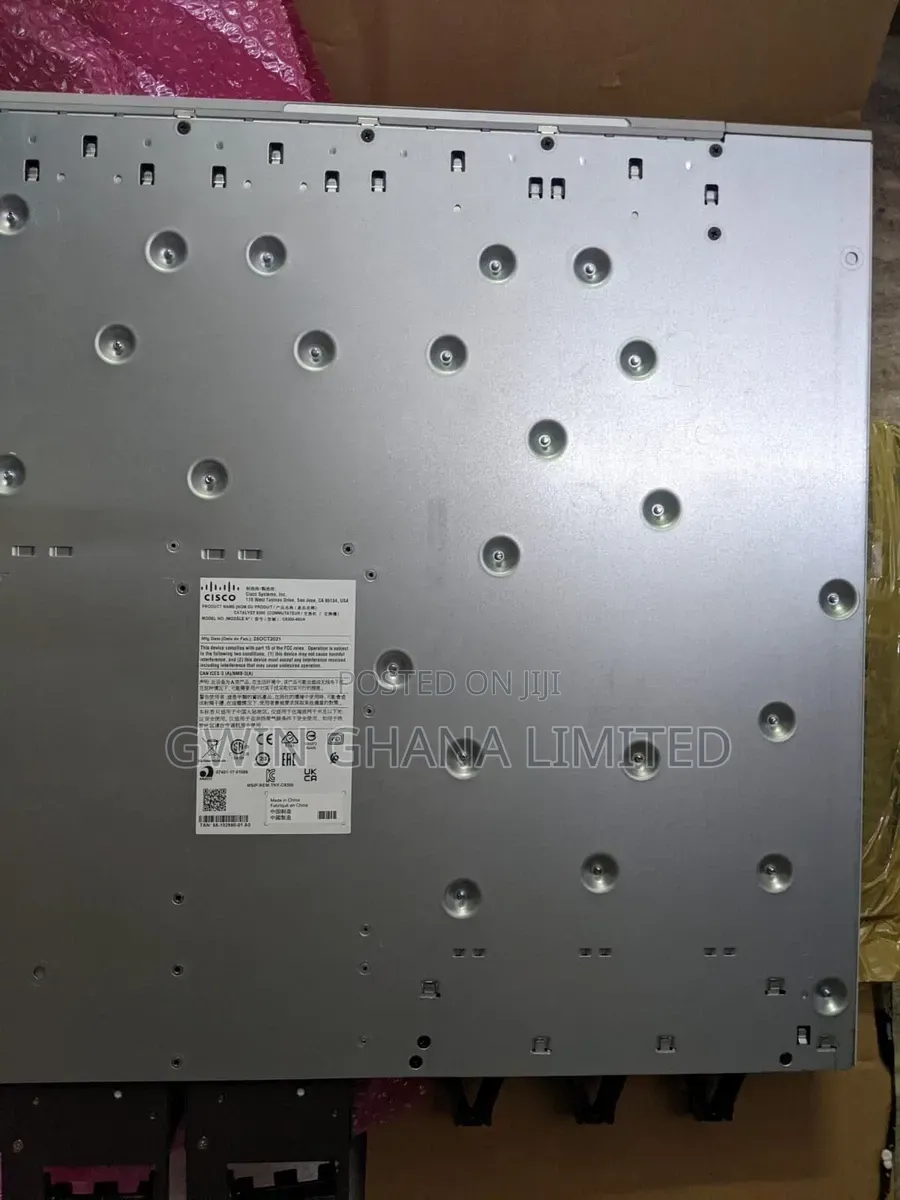 Cisco Catalyst 9300 12X 36M UPOE C9300-48uxm-a 48-Port Switch. Refurb