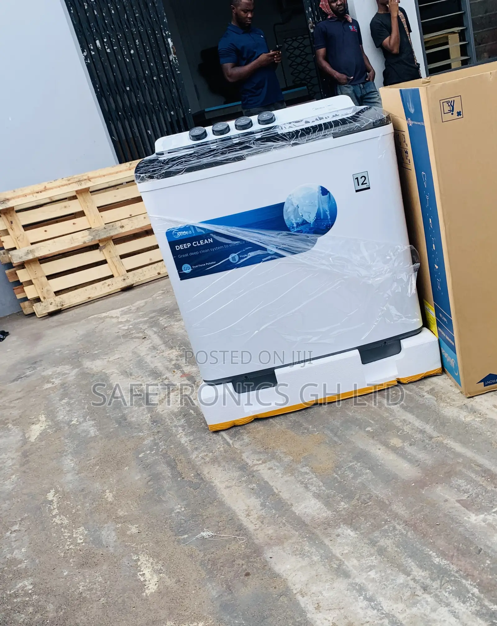 Try Massive Twin Tub Washing Machine 12Kg, White