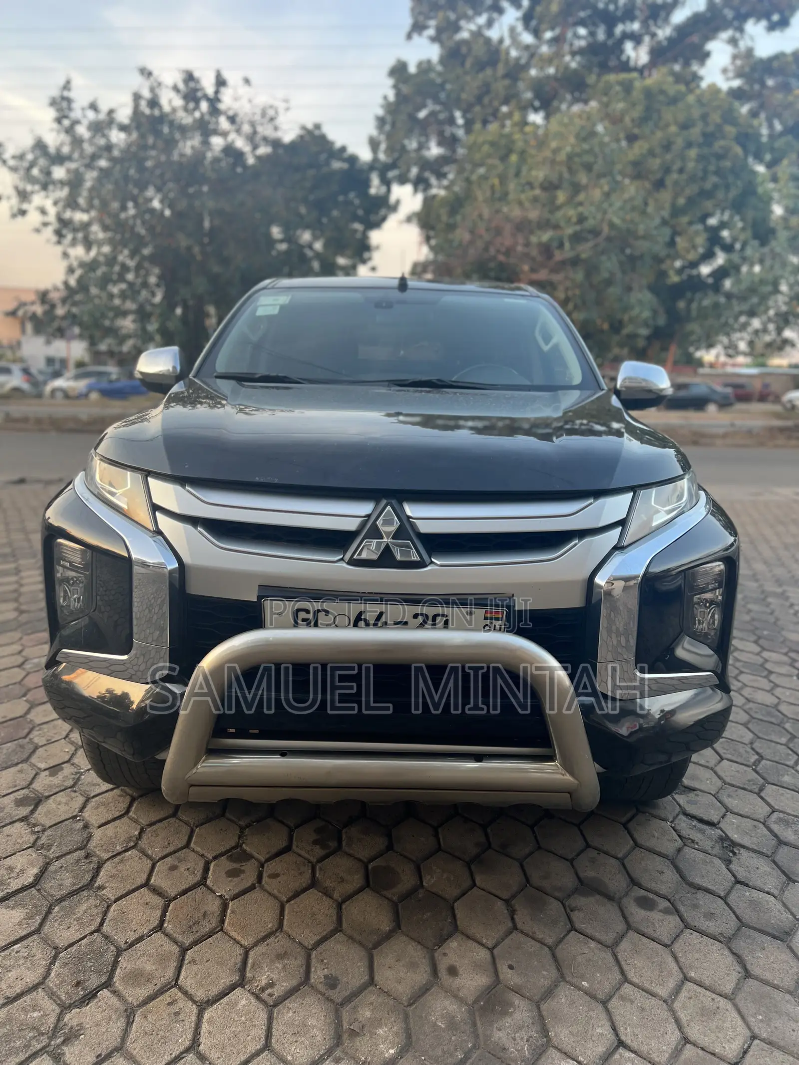 Mitsubishi L200 Double Cab 2.4 181hp 4WD 2020 Black