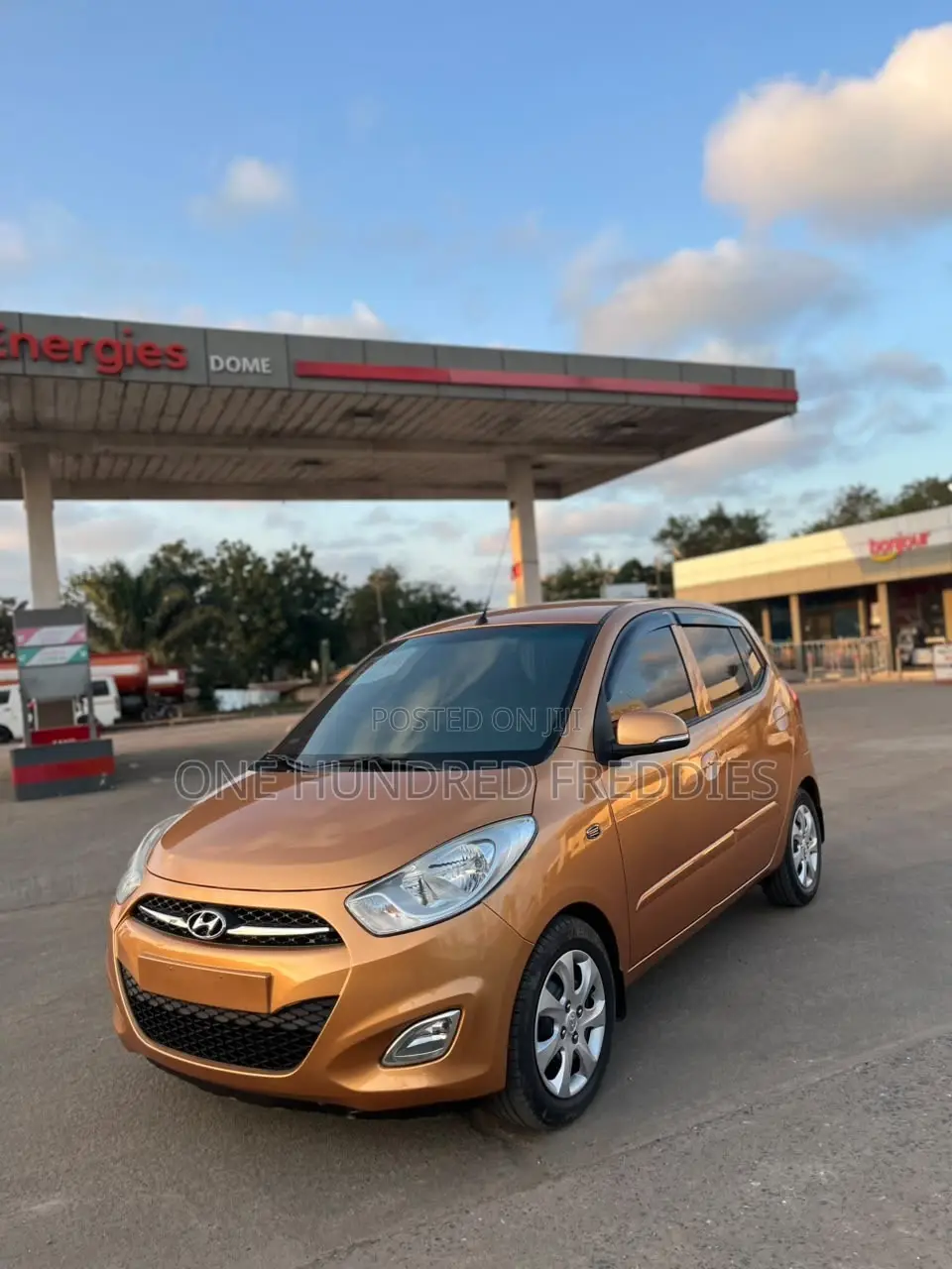 Hyundai I10 2010 Gold