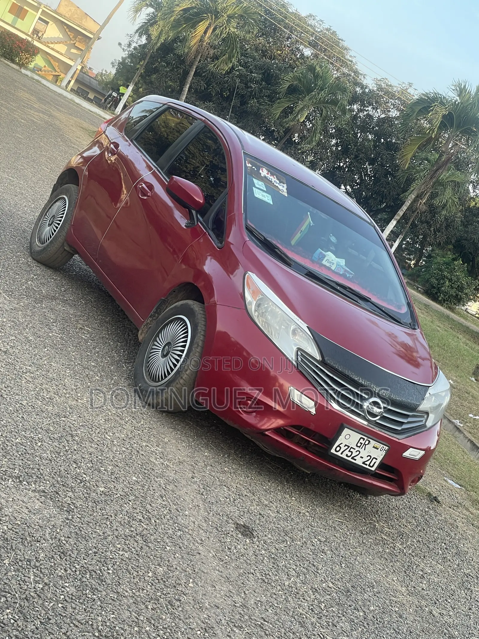 Nissan Versa 2014 Red