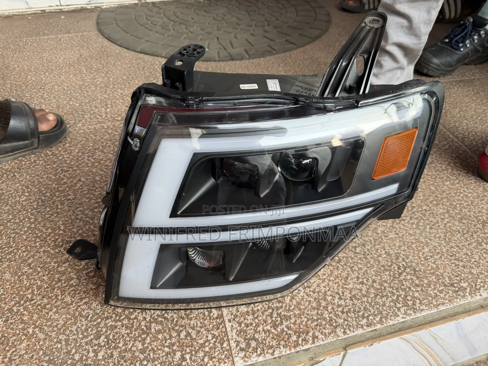Mitsubishi Pajero 2009,2010,2015,2016,2017,2019,2020 Spec Headlight
