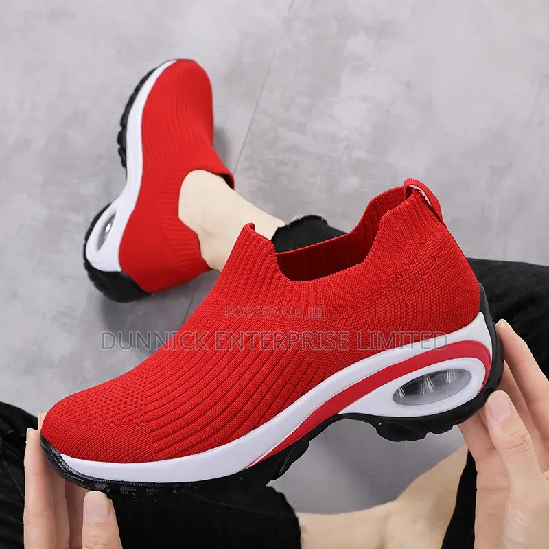 Ladies & Men Sneakers