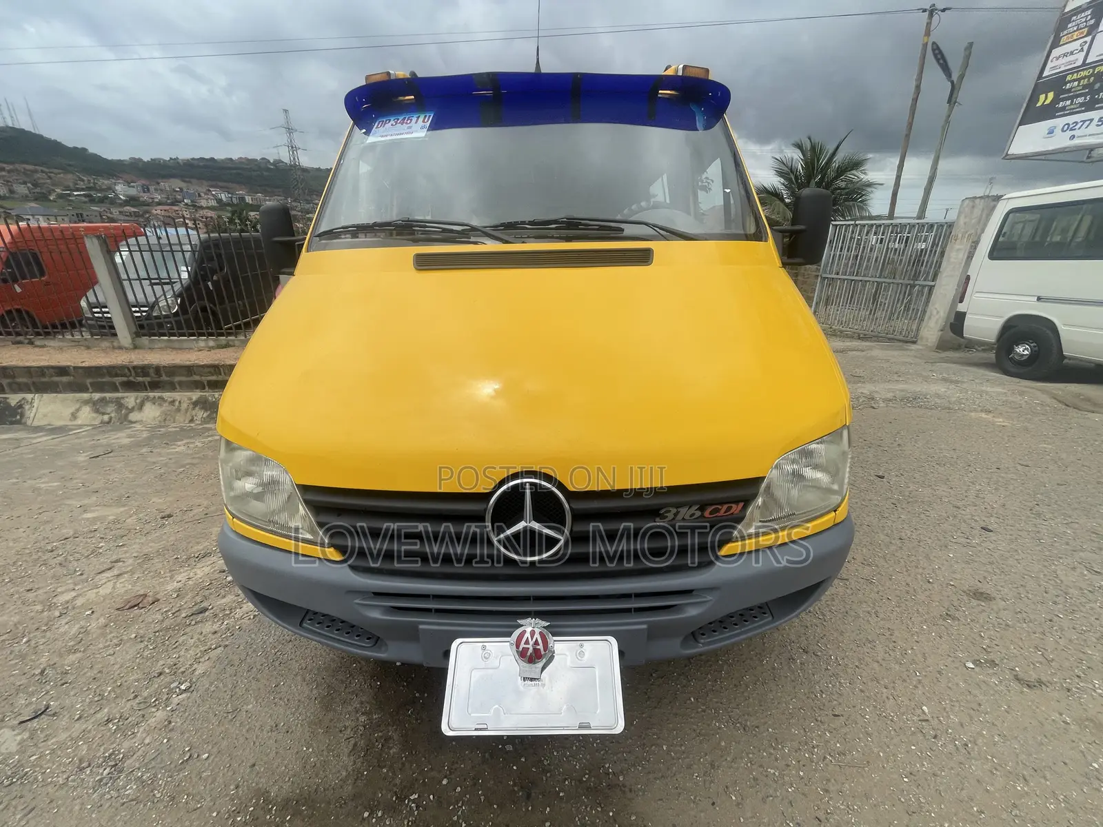 Mercedes-Benz Sprinter 2009 Yellow