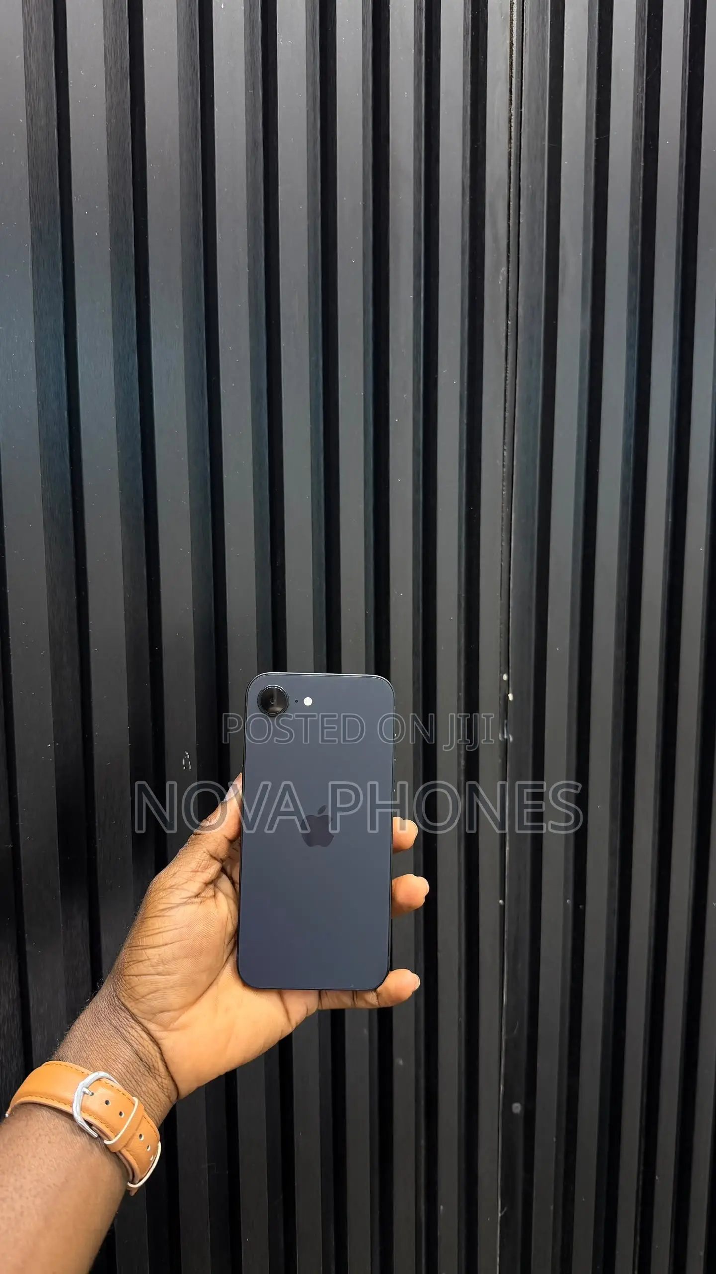 Apple iPhone 16e 128 GB Black