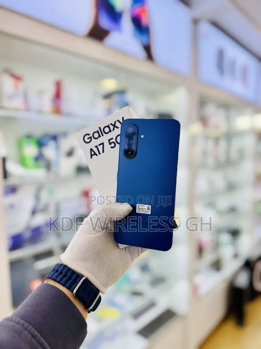 New Samsung Galaxy A17 5G 256 GB Blue