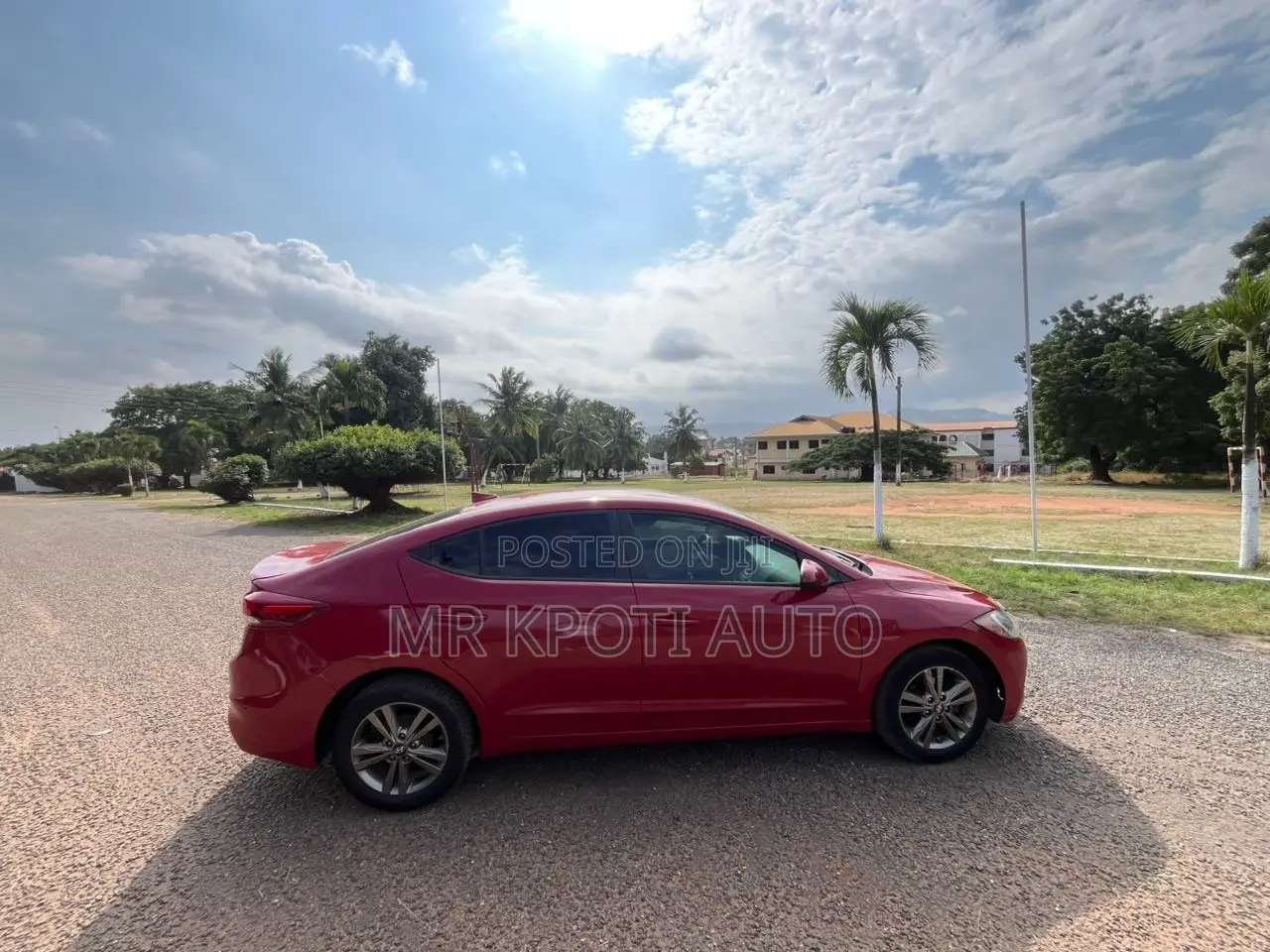 Hyundai Elantra 2017 Red