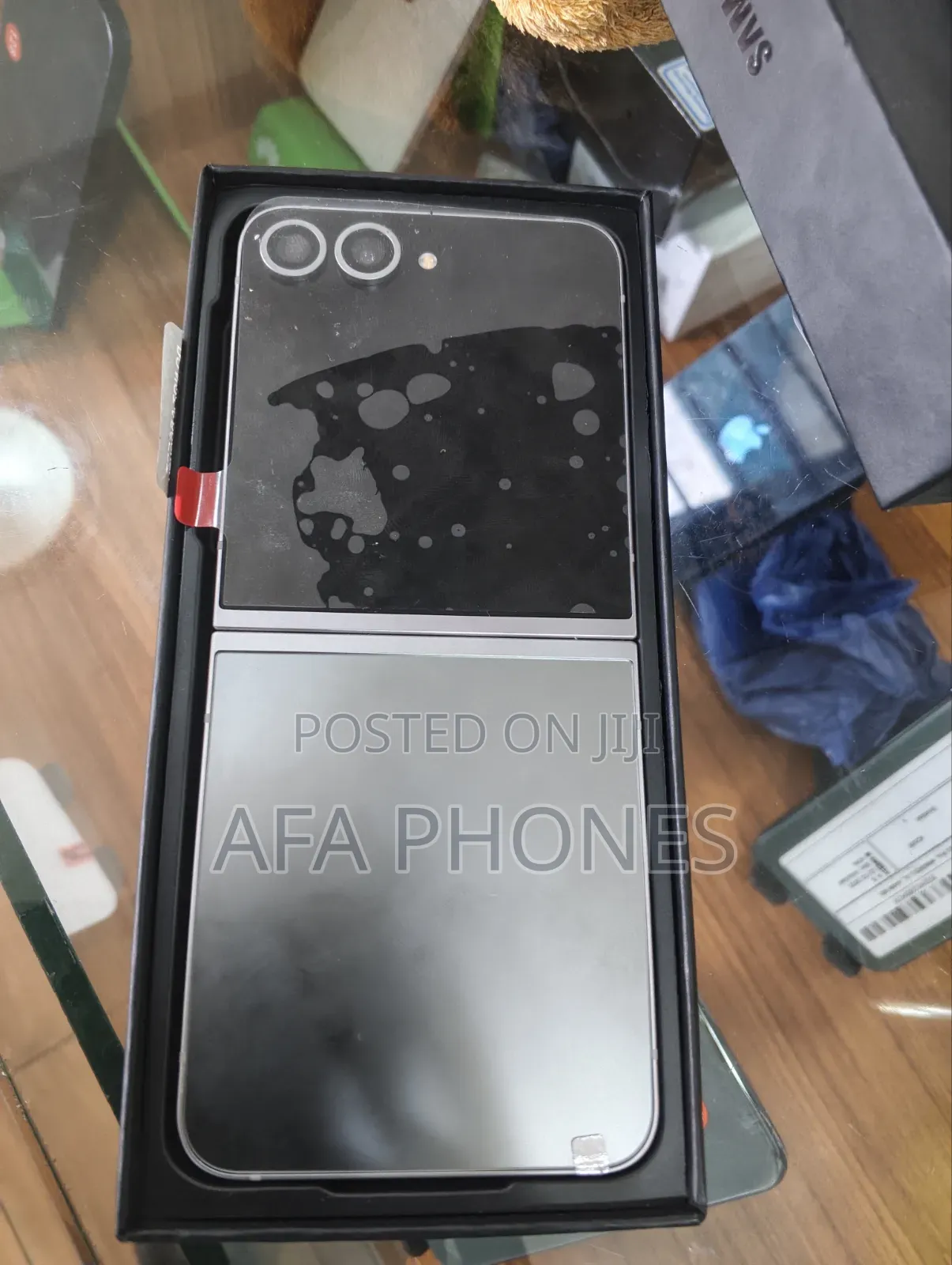 New Samsung Galaxy Z Flip5 256 GB Gray