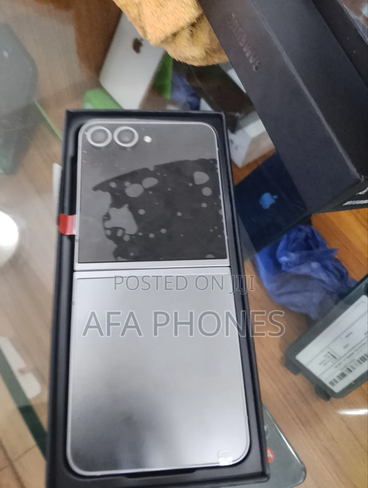 New Samsung Galaxy Z Flip5 256 GB Gray
