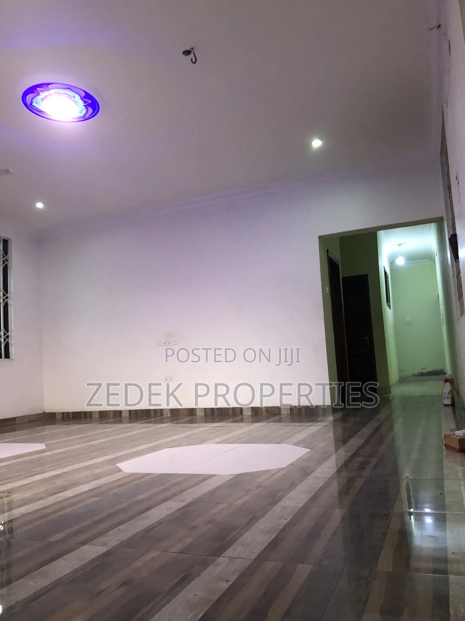 2bdrm Apartment in Kwabenya Acp Road for rent