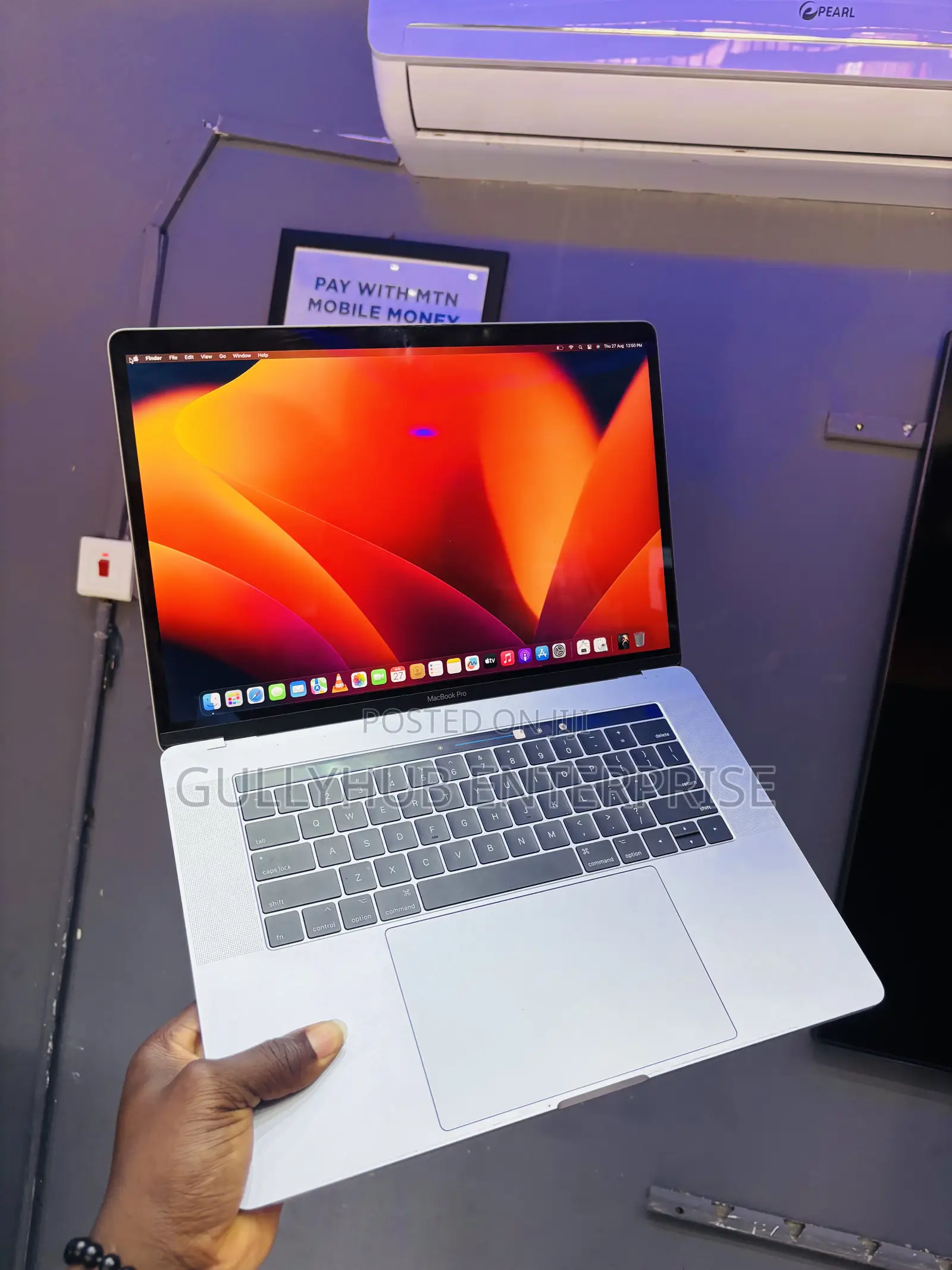 Laptop Apple MacBook Pro 16GB Intel Core i7 SSD 256GB