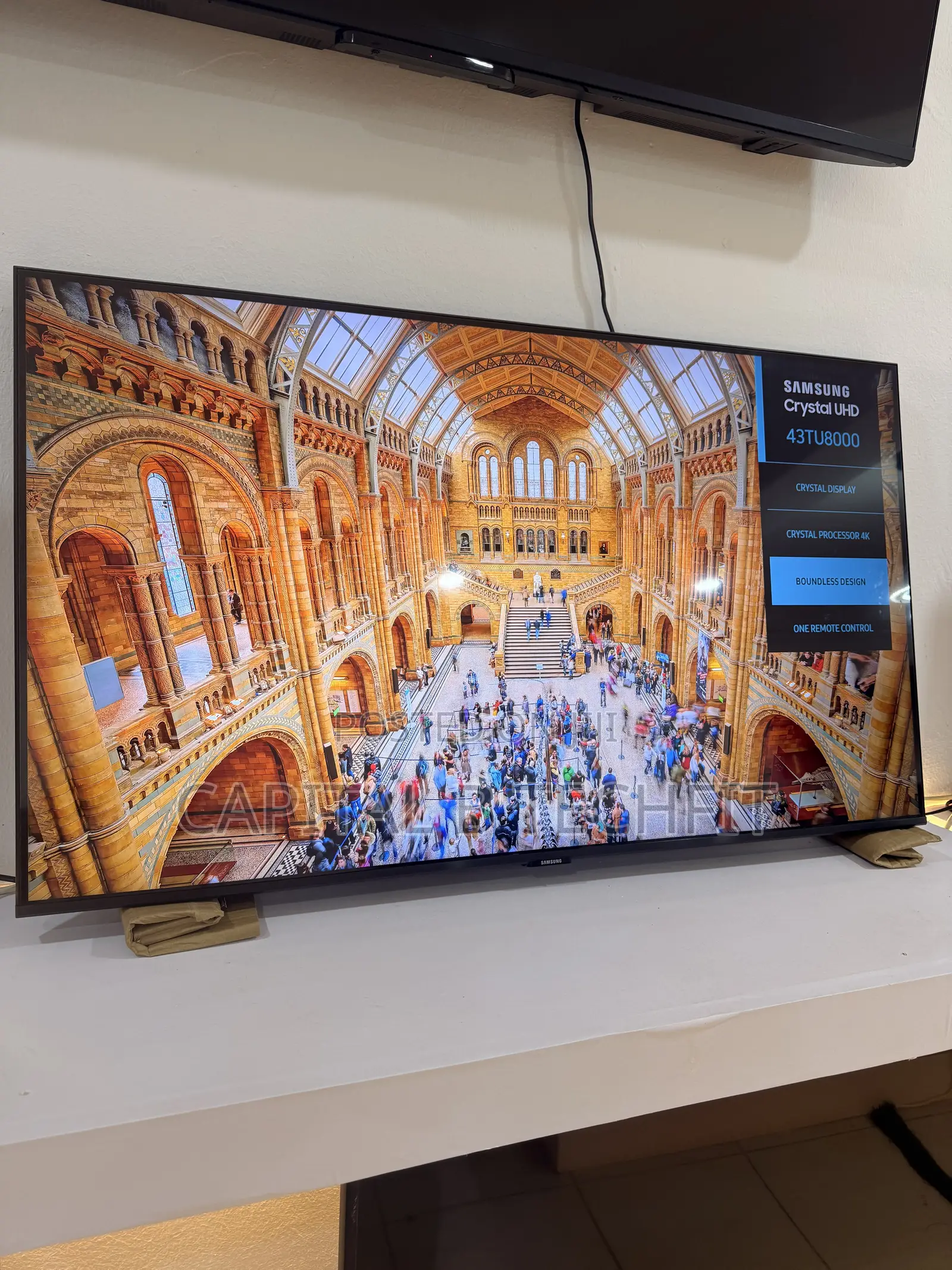 43inches Crystal Full Digital Satellite 4k HDR UHD SMART SAMSUNG TV