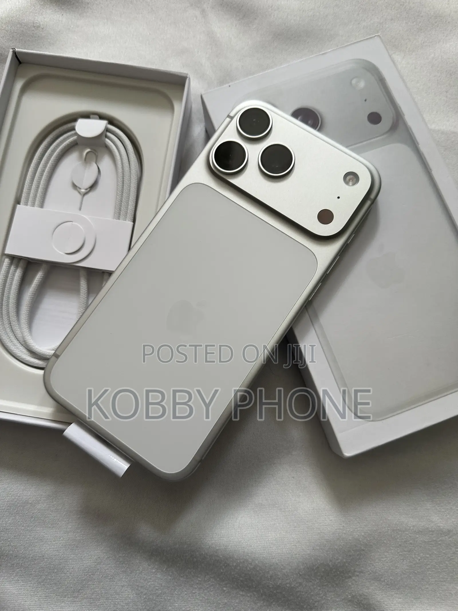 New Apple iPhone 17 Pro Max 256 GB Silver