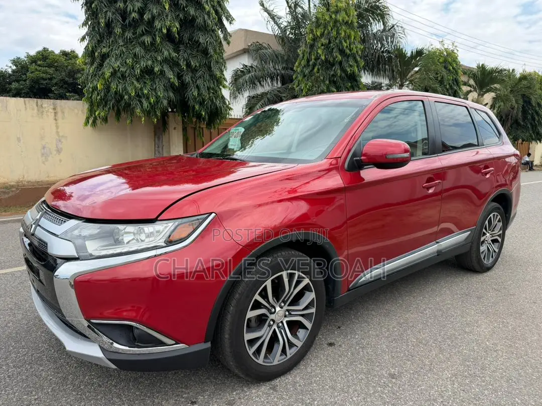 Mitsubishi Outlander SE FWD 2017 Red