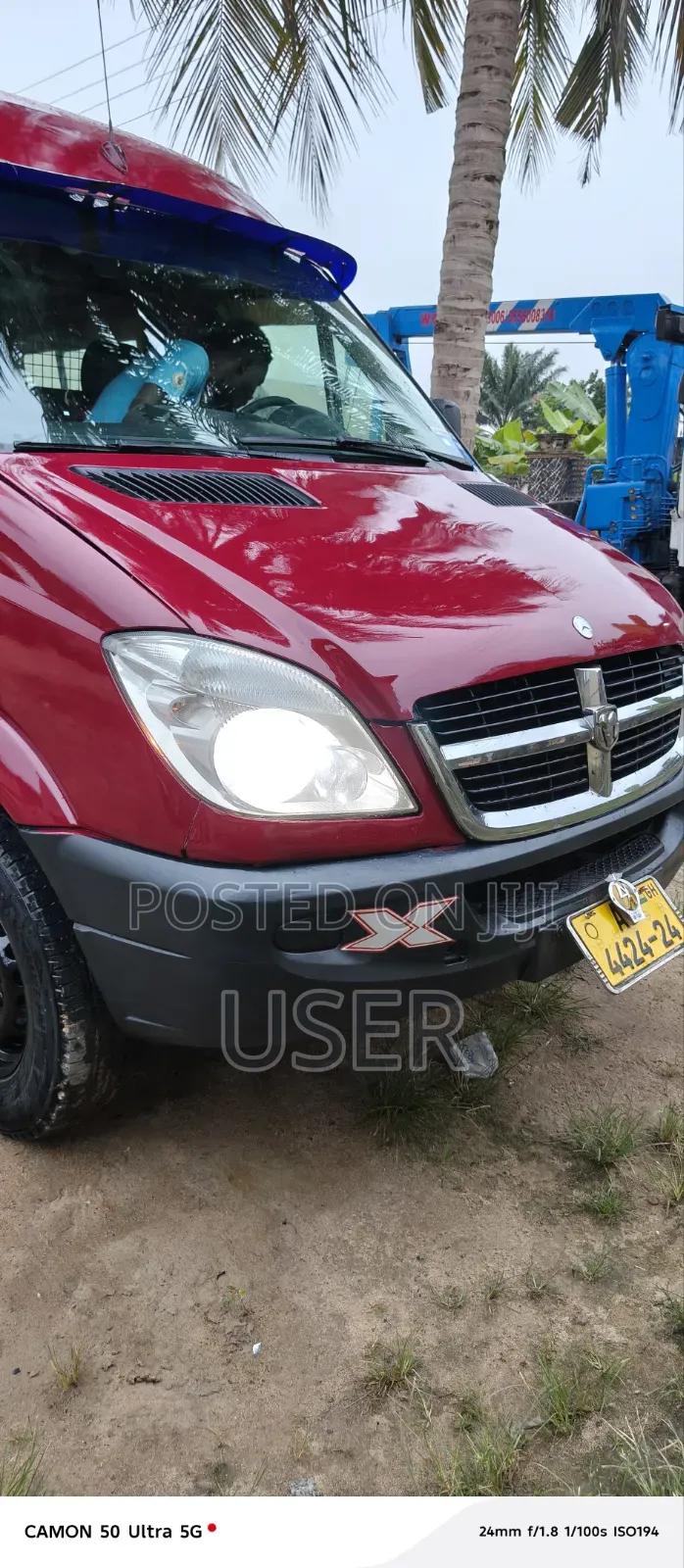 Mercedes-Benz Sprinter 2012