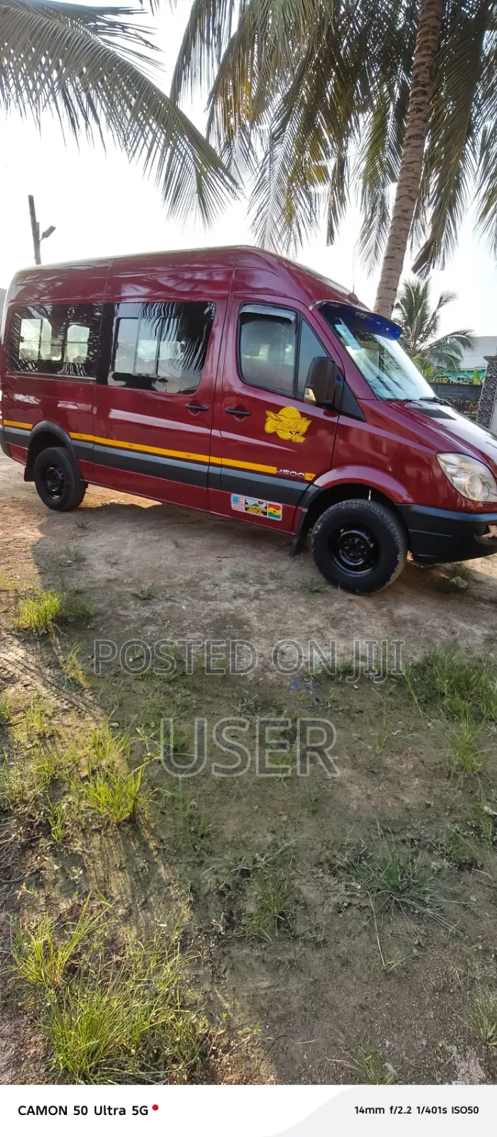 Mercedes-Benz Sprinter 2012