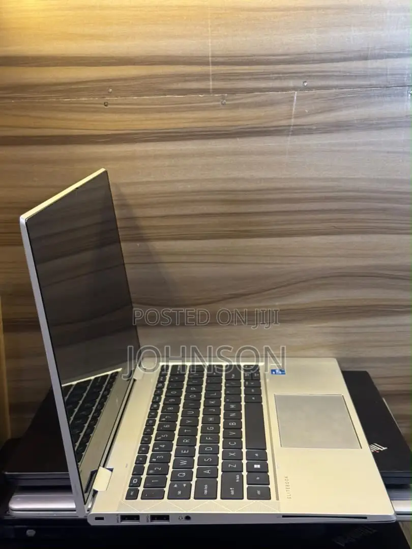 Laptop HP EliteBook 830 G8 16GB Intel Core i5 SSD 256GB