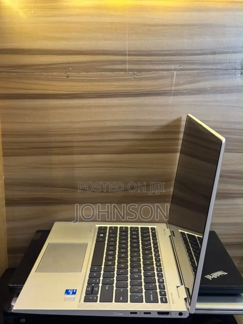 Laptop HP EliteBook 830 G8 16GB Intel Core i5 SSD 256GB