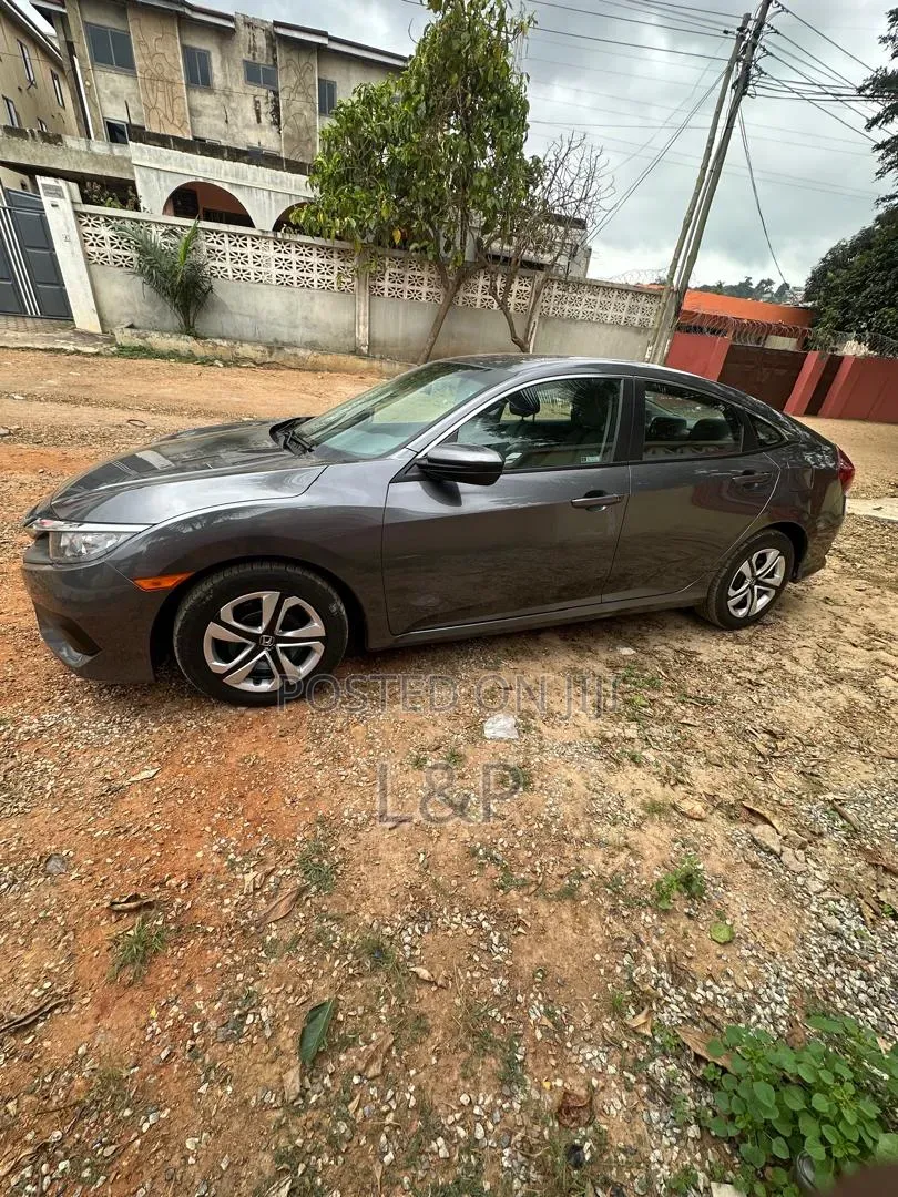 Honda Civic LX Sedan 2018 Silver