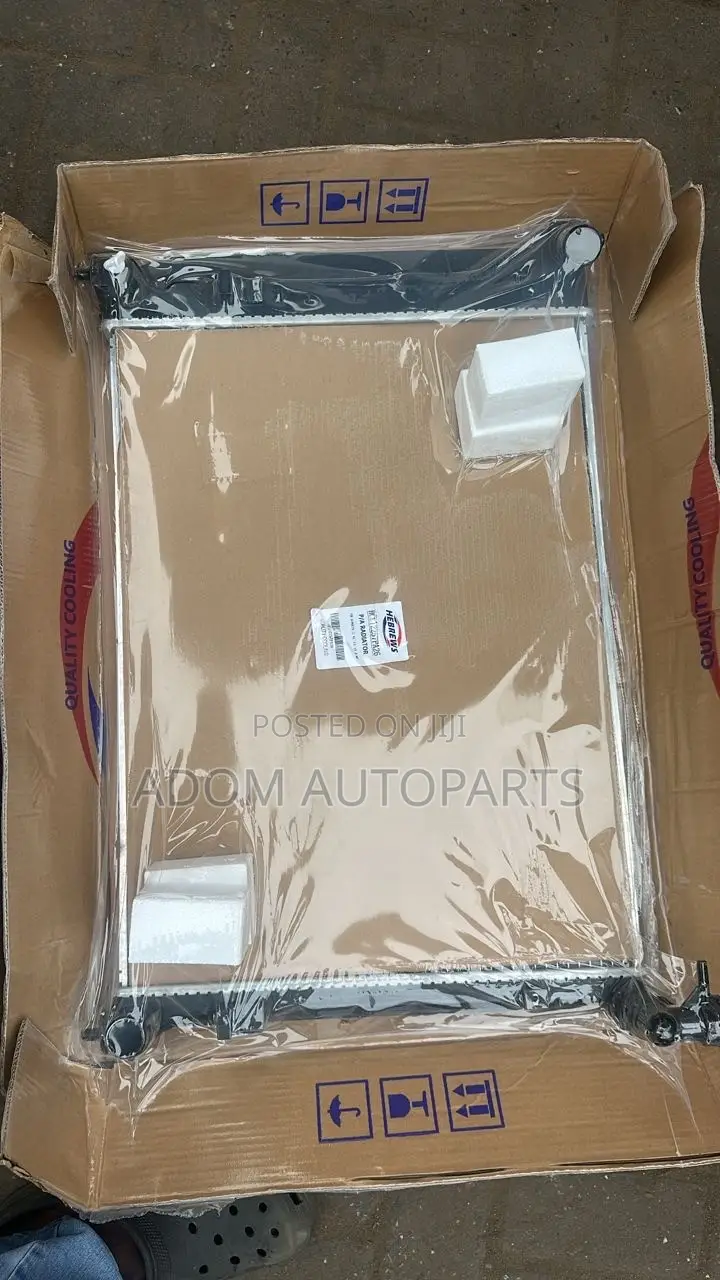 Hyundai Sonata Water Tank Radiator 2015 2016 2017 2018