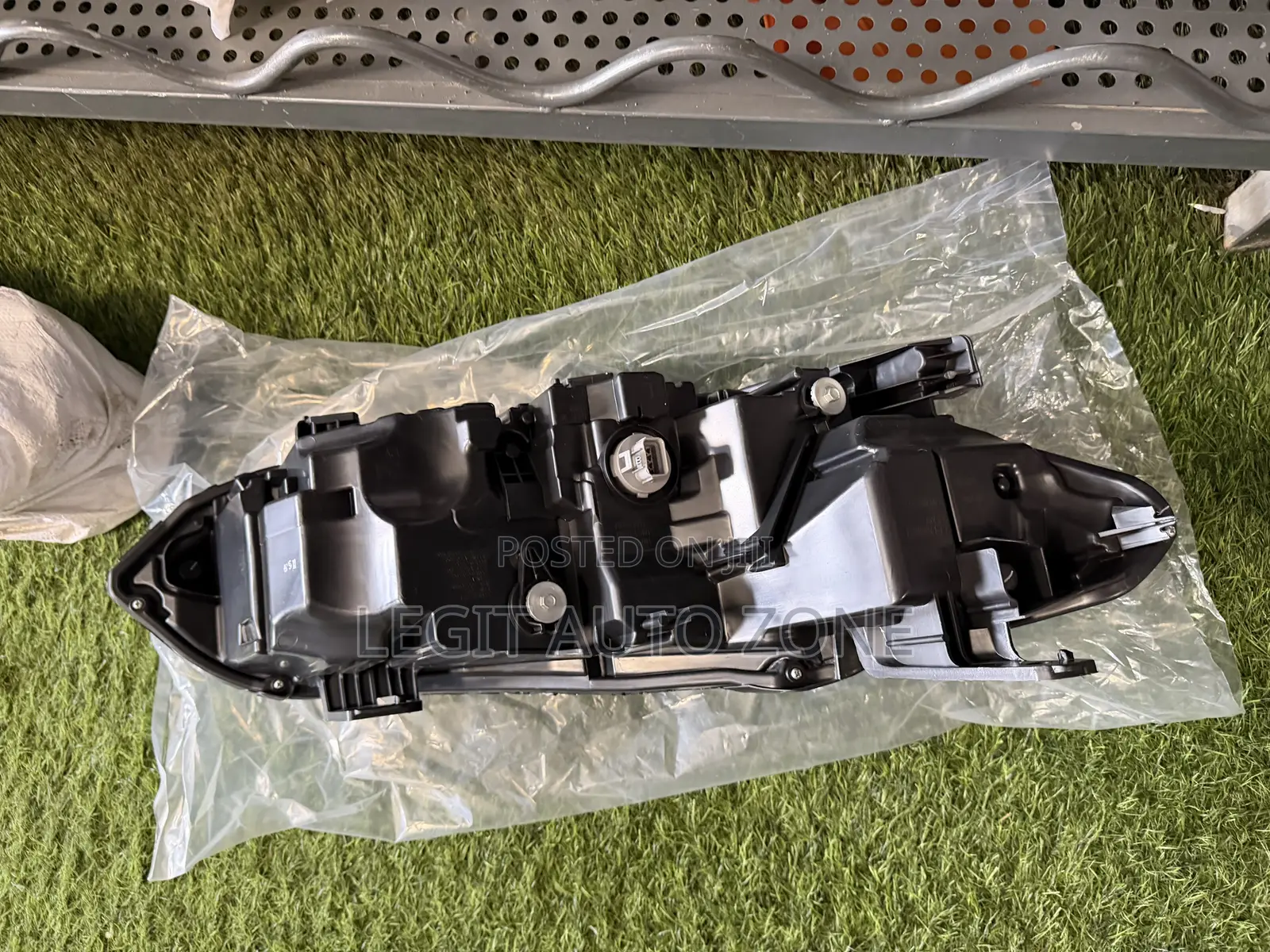 Honda Civic 2022,2023,2024,2025, Headlight Available