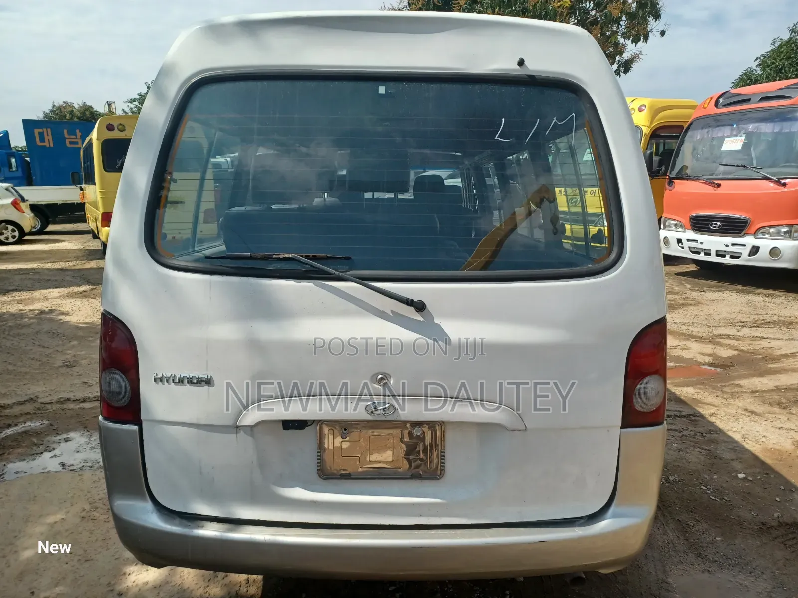 Hyundai H-100 2004 White