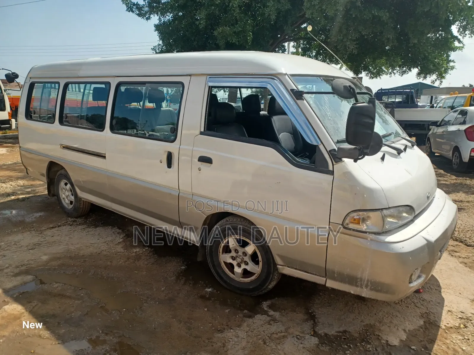 Hyundai H-100 2004 White