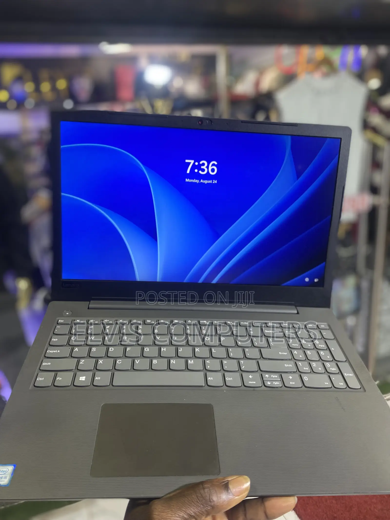 Laptop Lenovo V130-15IKB 8GB Intel Core i5 SSD 256GB