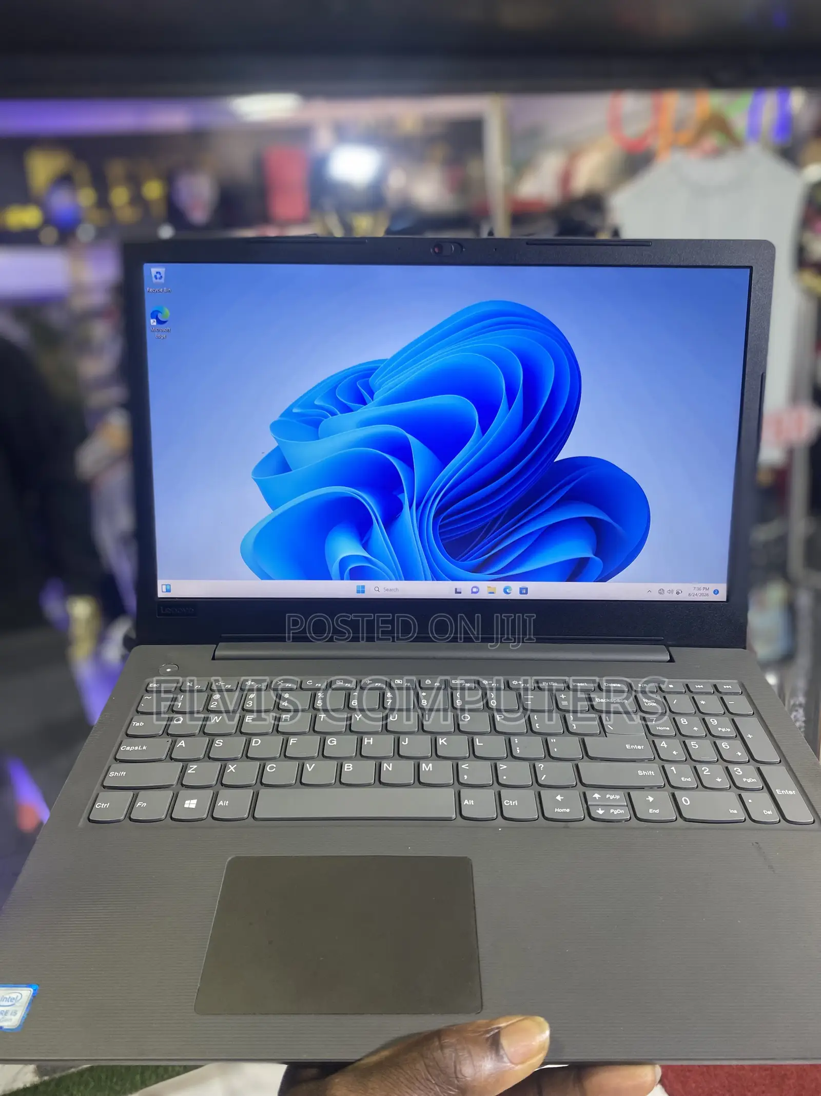 Laptop Lenovo V130-15IKB 8GB Intel Core i5 SSD 256GB