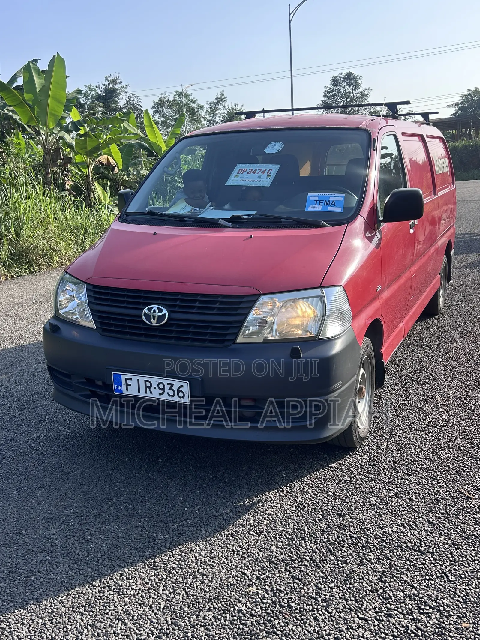 Toyota HiAce 2008 Red