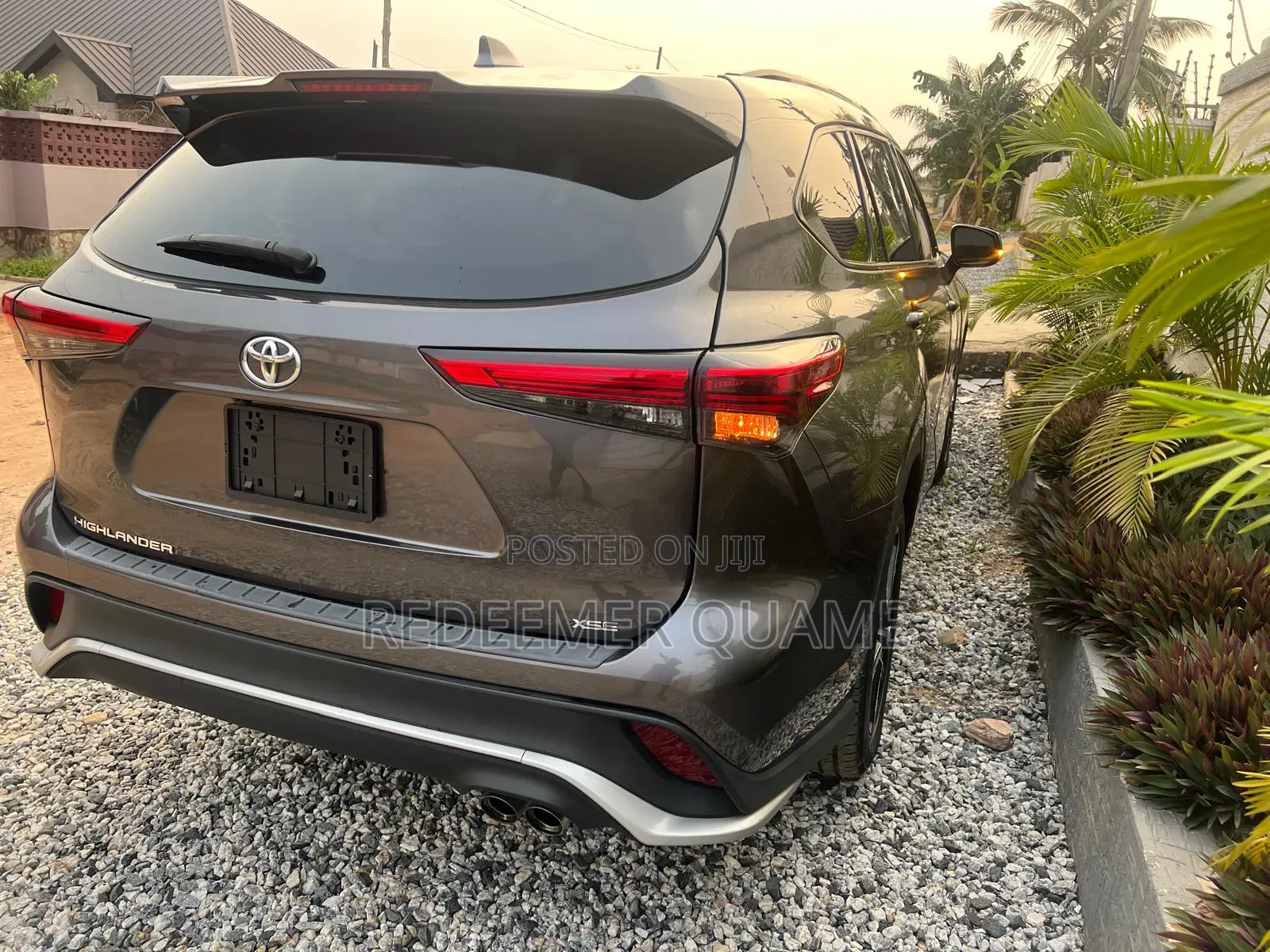 Toyota Highlander 2022 Gray