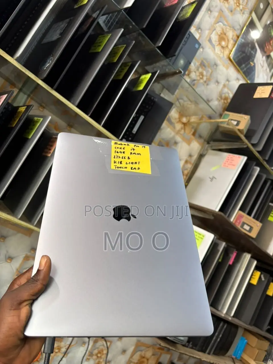 Laptop Apple MacBook Pro 2017 16GB Intel Core i7 SSD 512GB