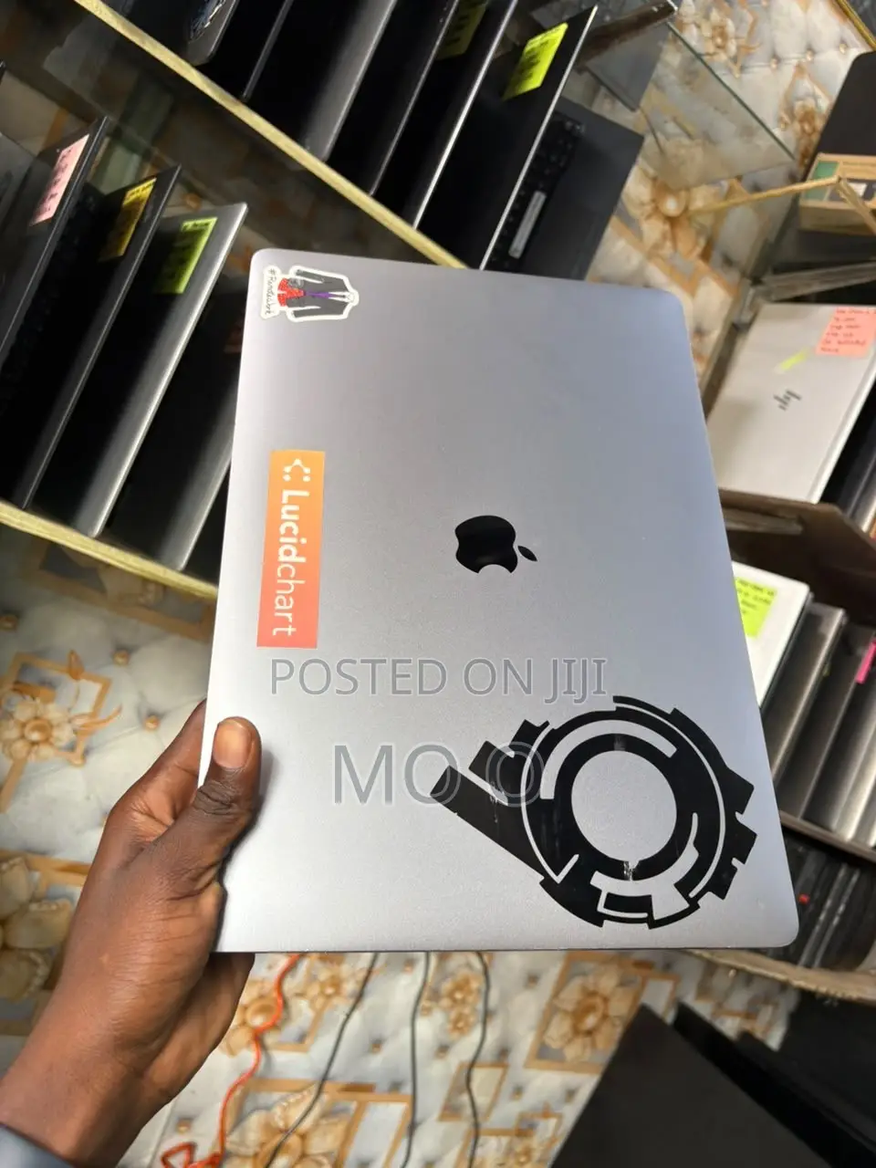 Laptop Apple MacBook Pro 2018 16GB Intel Core i7 SSD 512GB