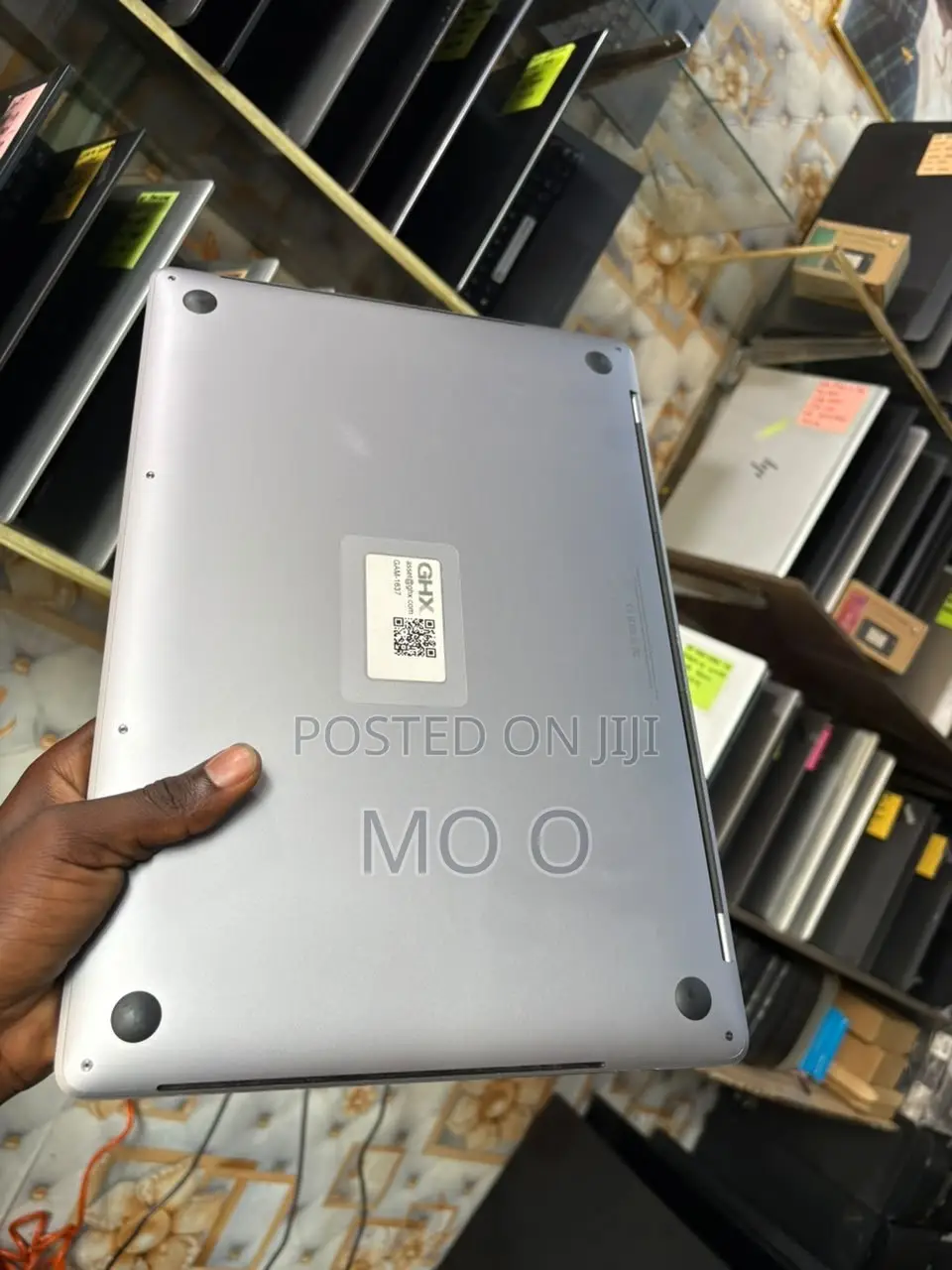 Laptop Apple MacBook Pro 2018 16GB Intel Core i7 SSD 512GB
