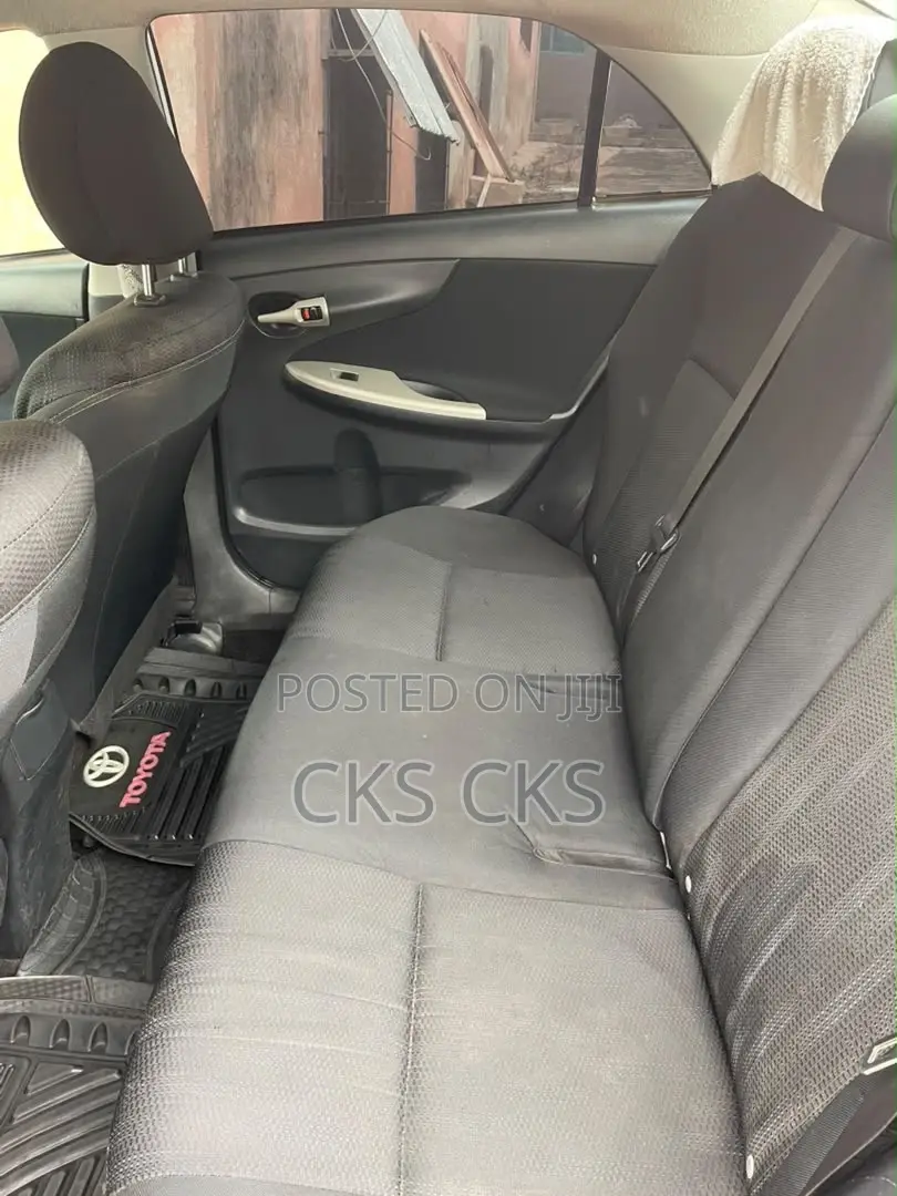 Toyota Corolla 2013 Silver