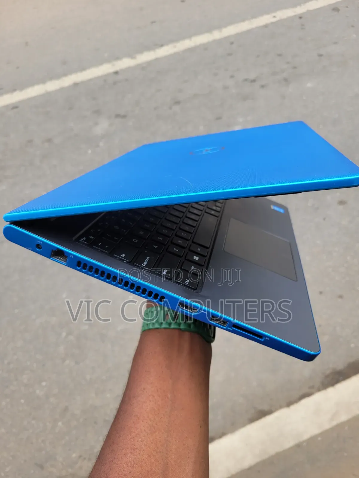 Laptop Dell Inspiron 5558 8GB Intel Core i3 HDD 750GB