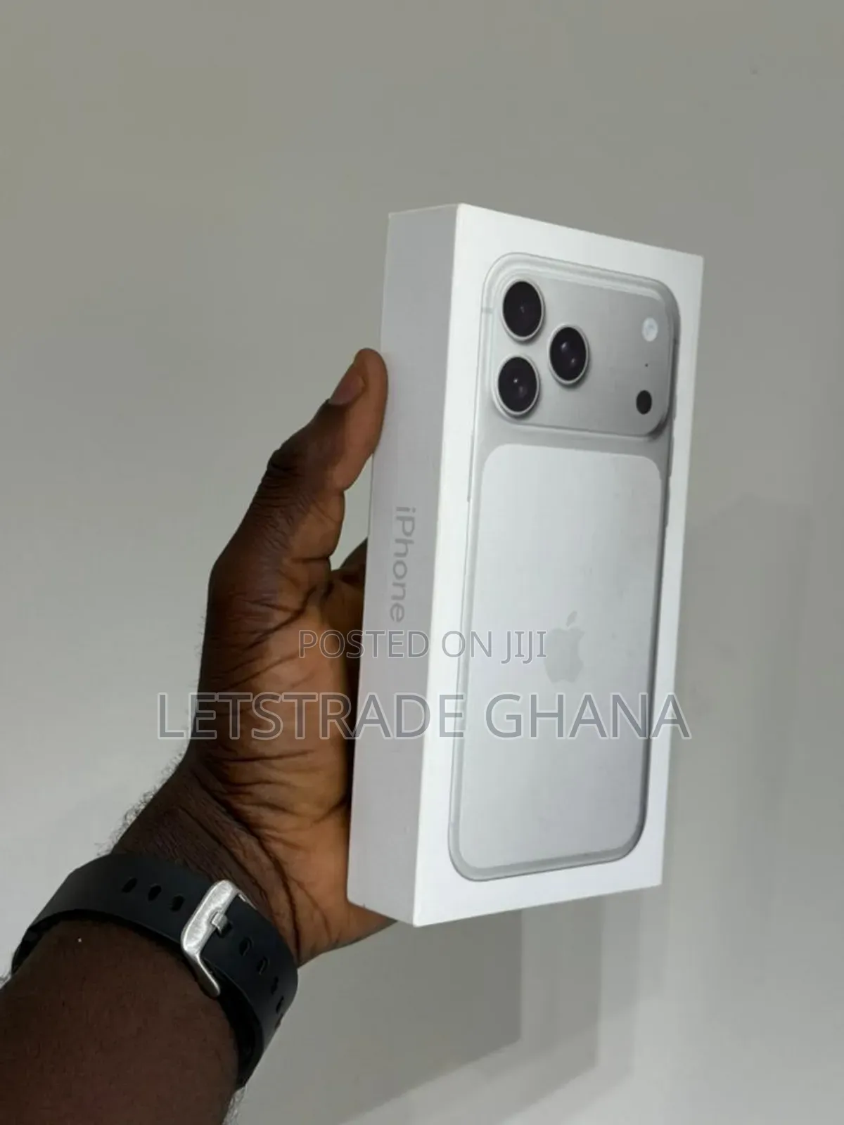 New Apple iPhone 17 Pro Max 256 GB Silver