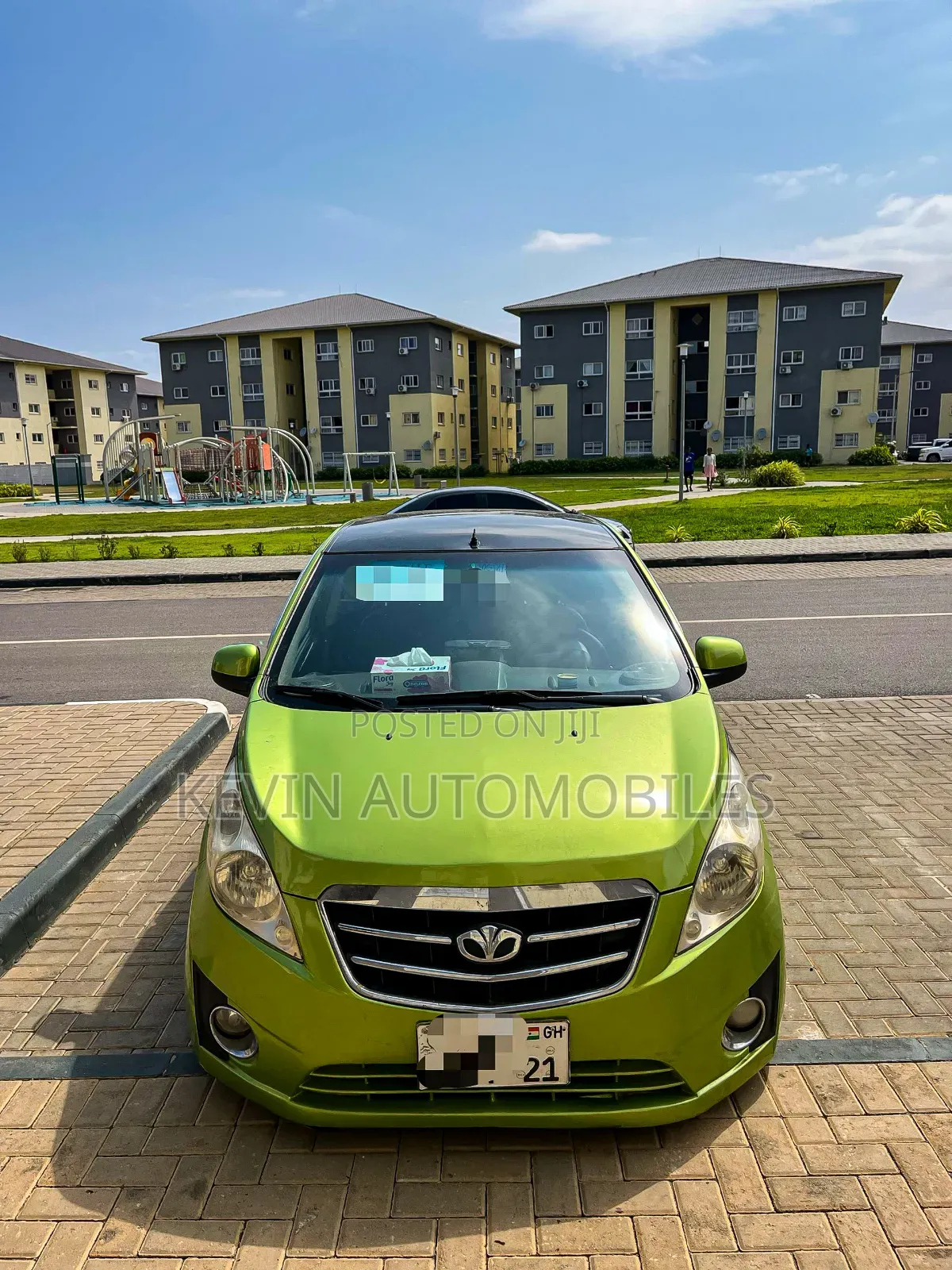 Chevrolet Spark 2015 Green