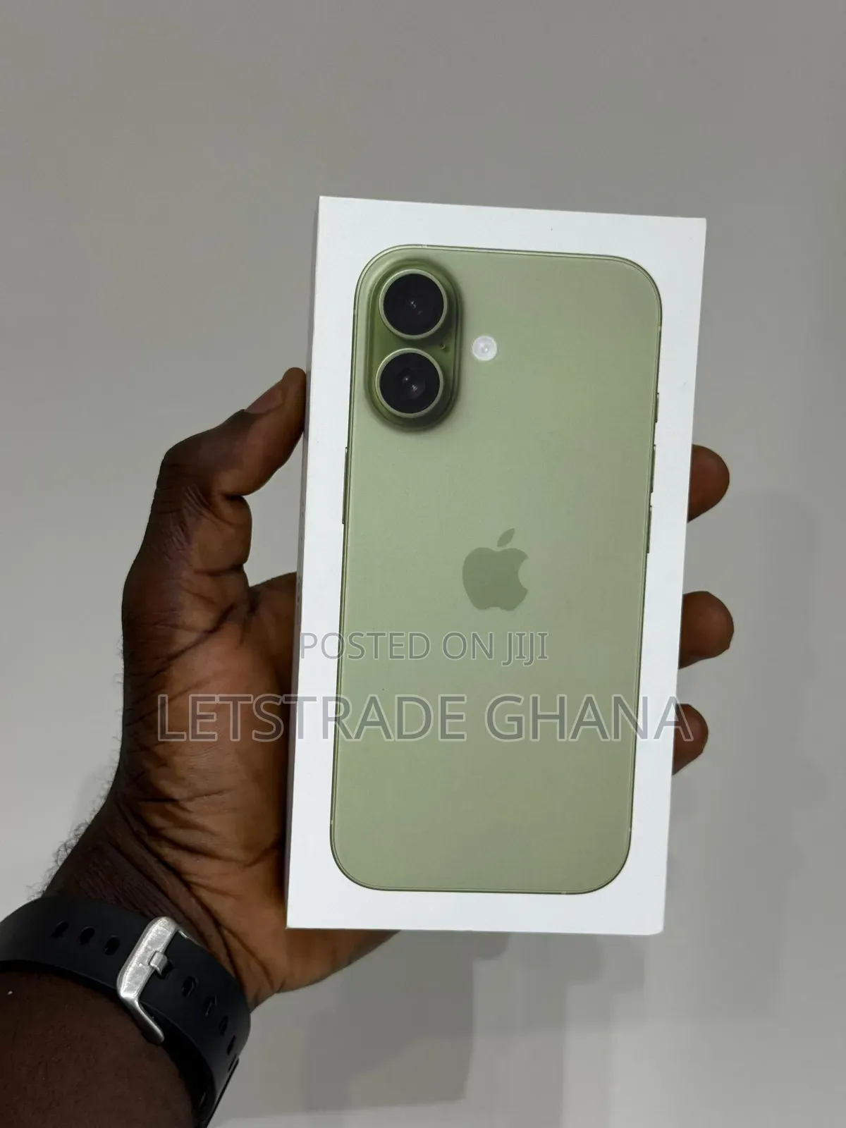 New Apple iPhone 17 256 GB Green