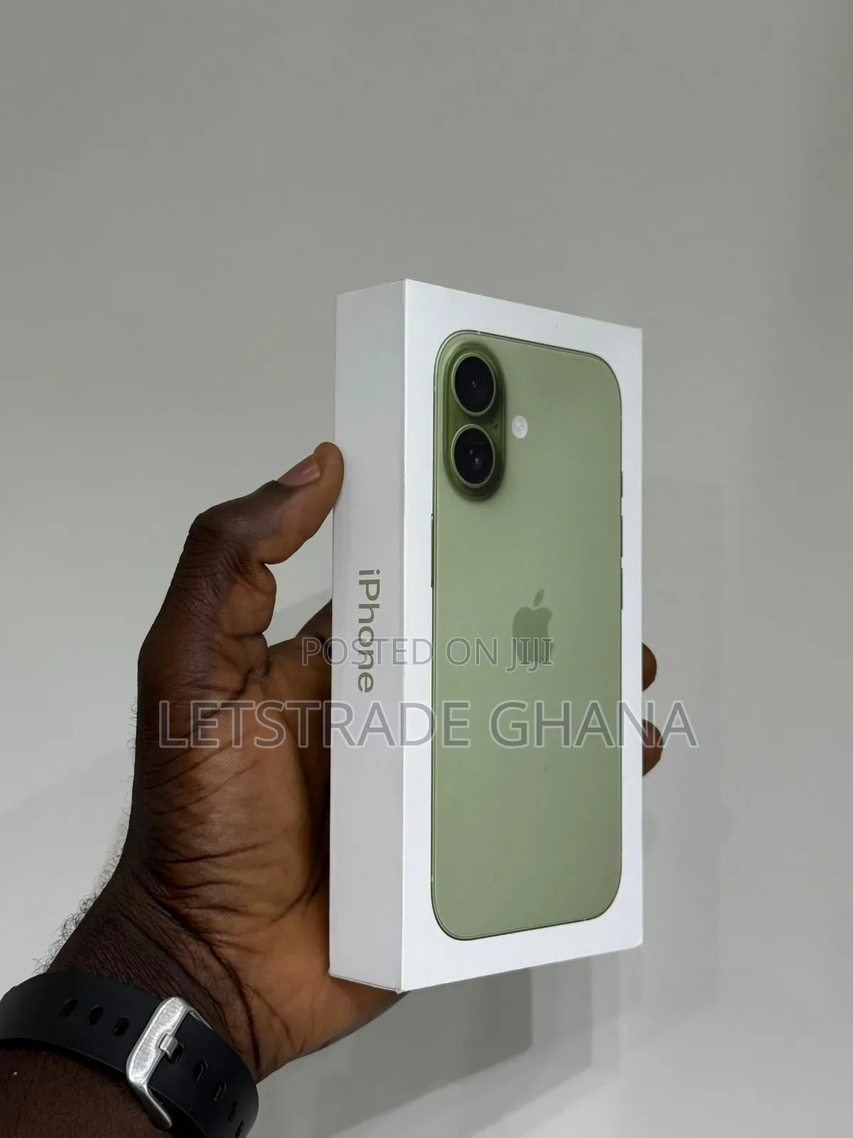 New Apple iPhone 17 256 GB Green