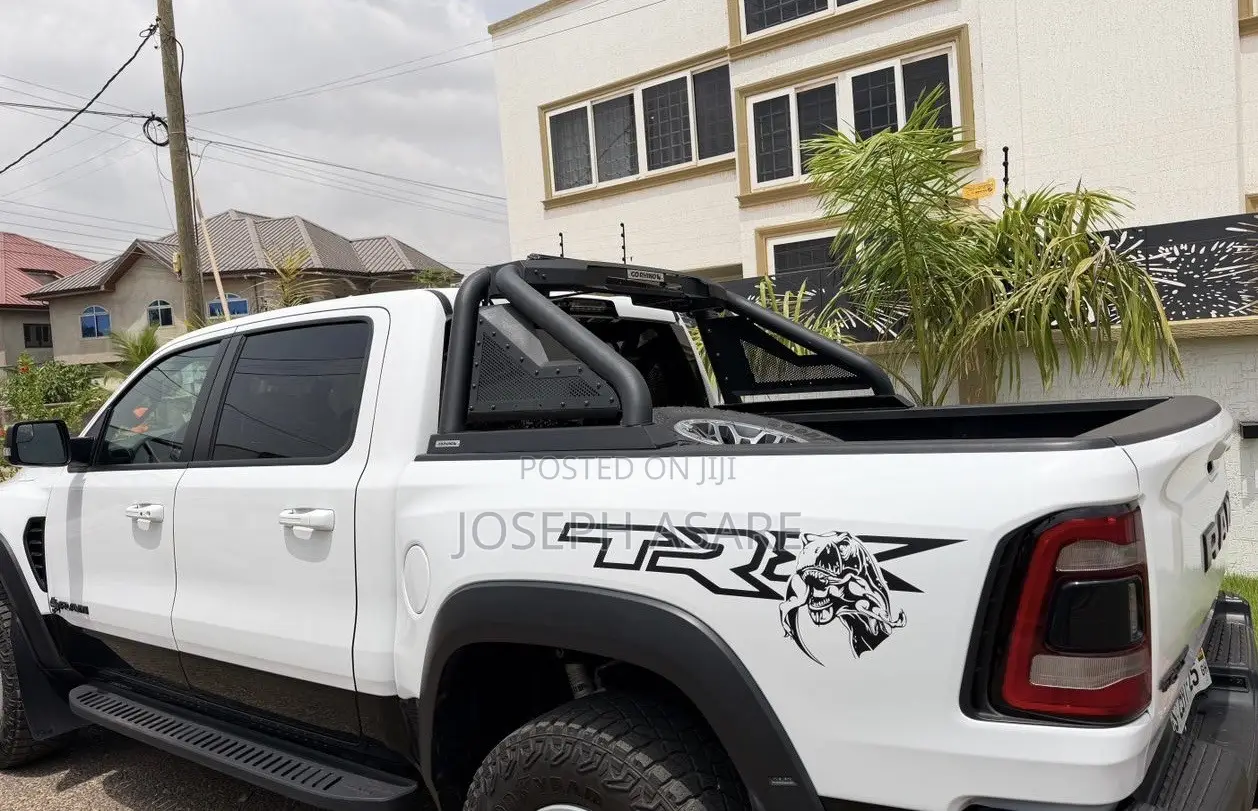 RAM 1500 TRX Crew Cab 4WD SB 2023 White