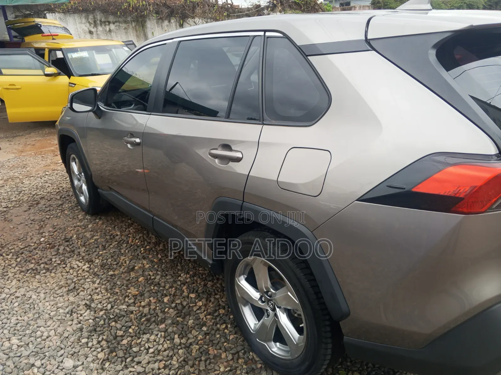 Toyota RAV4 2023 Brown