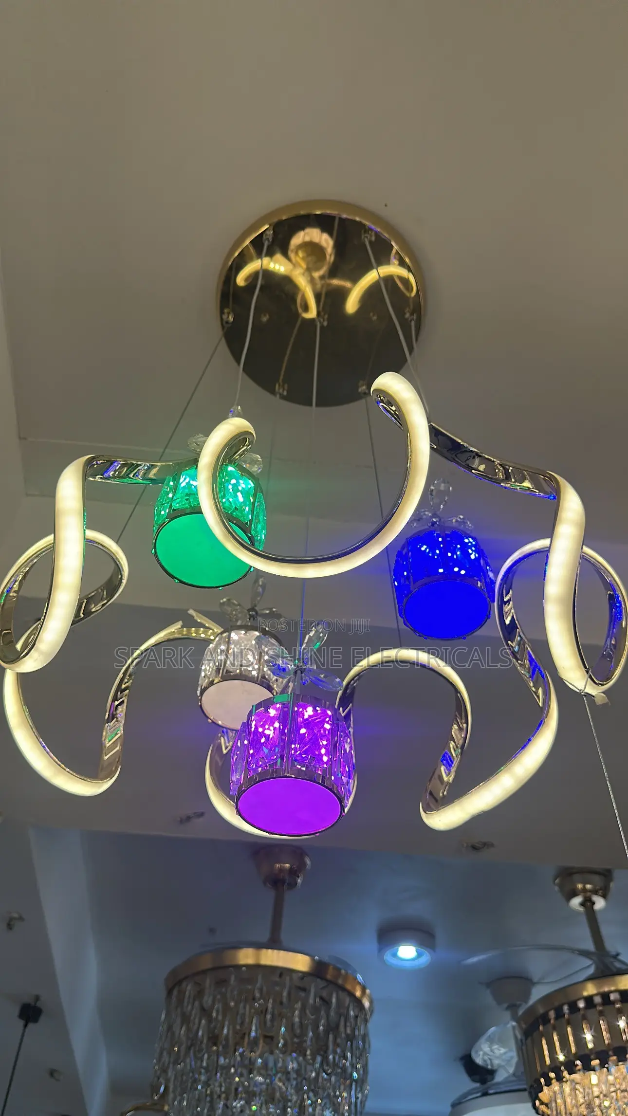 Modern Luxury LED Chandelier