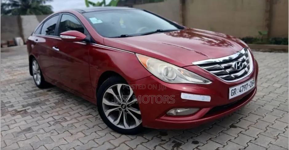 Hyundai Sonata 2014 Red