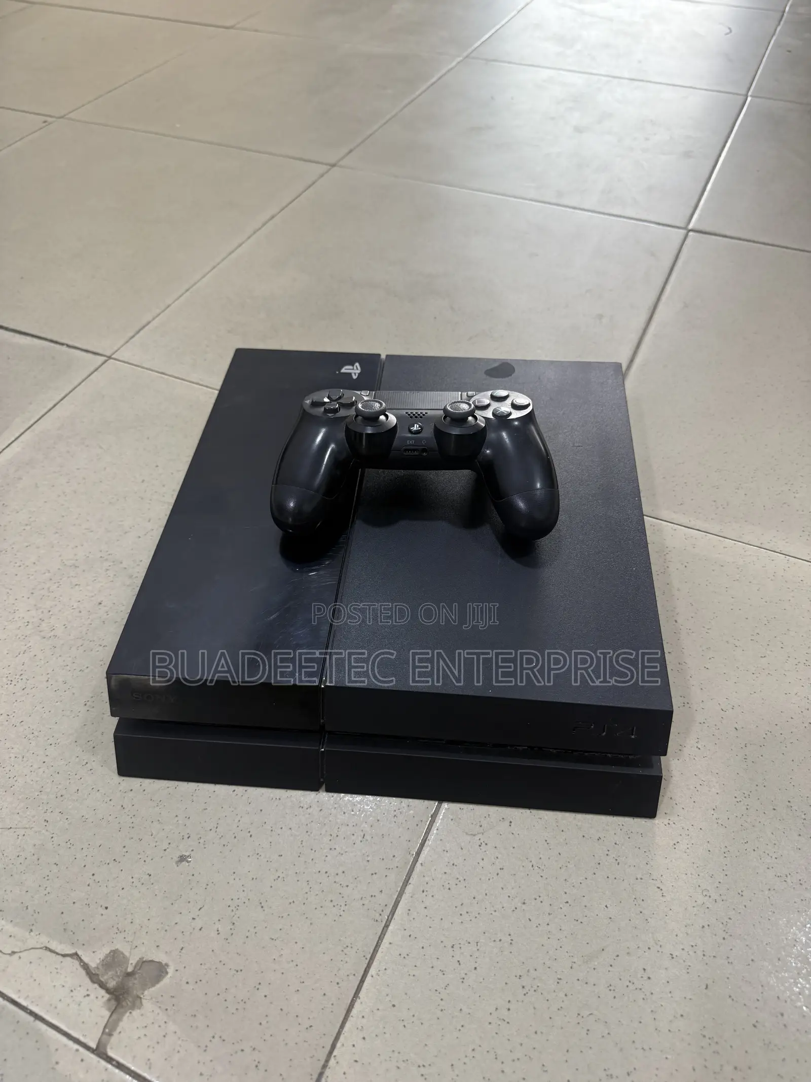 Ĺ With Pad and 9 Games