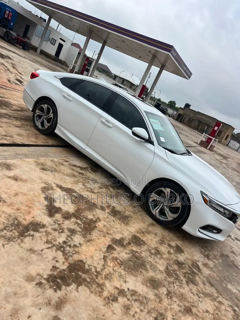 Honda Accord 2019 White