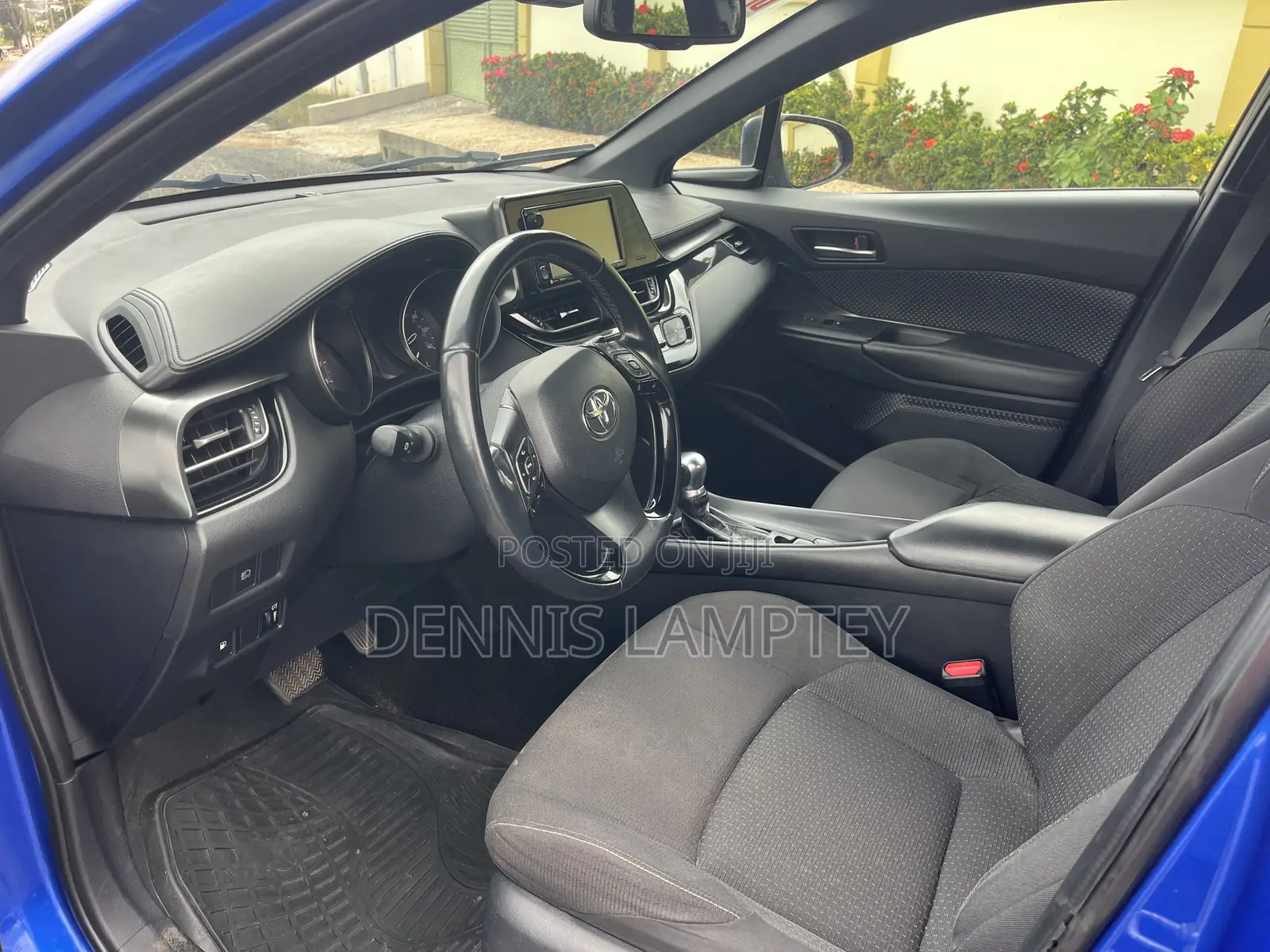 Toyota C-HR 2019 Blue