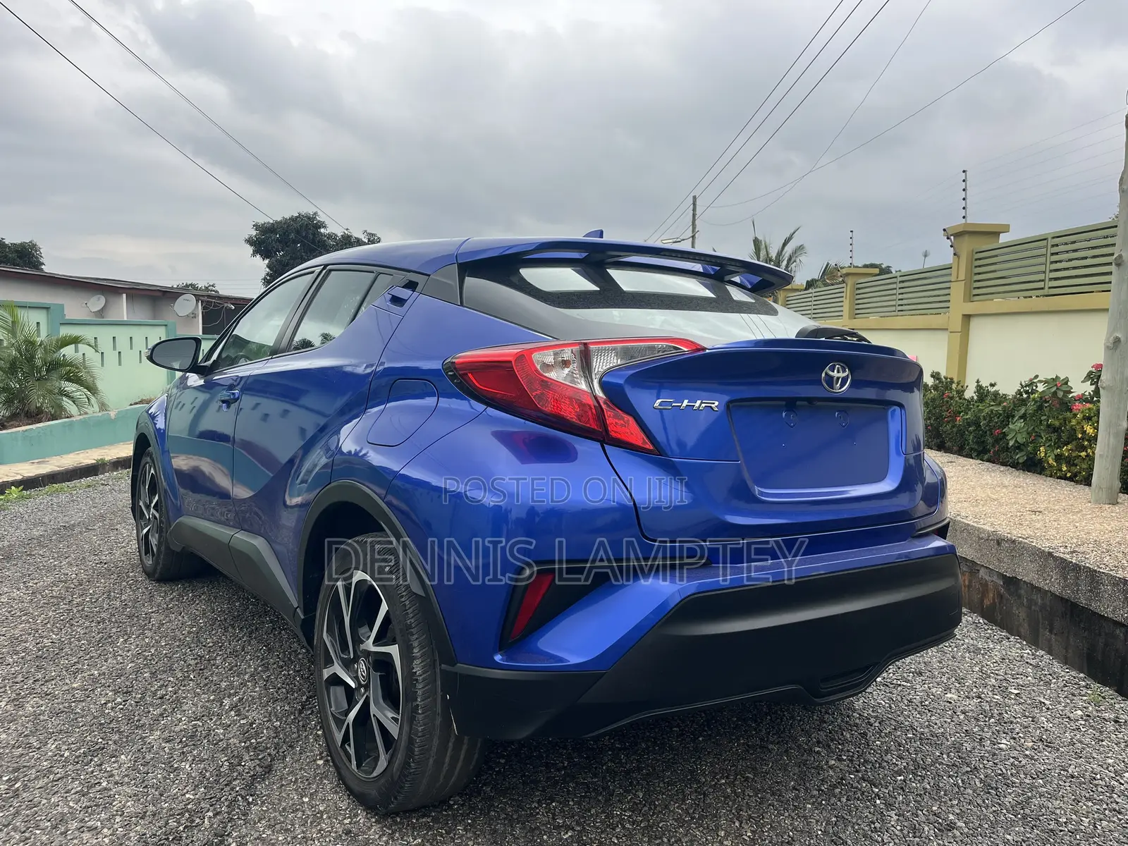Toyota C-HR 2019 Blue