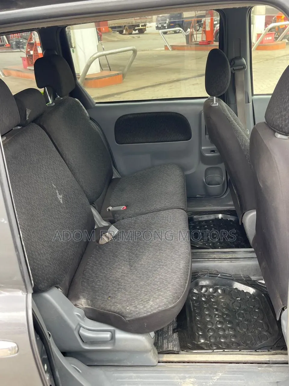 Toyota Sienta 2014 Gray