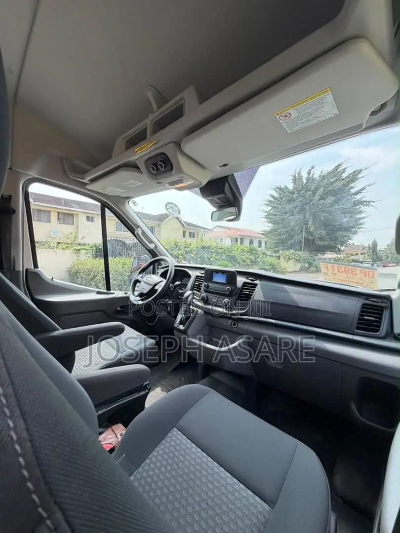 Ford Transit-350 2020